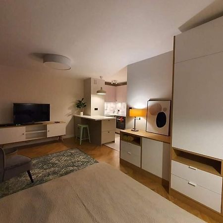 Mlociny Metro Apartment 3 วอร์ซอ ภายนอก รูปภาพ
